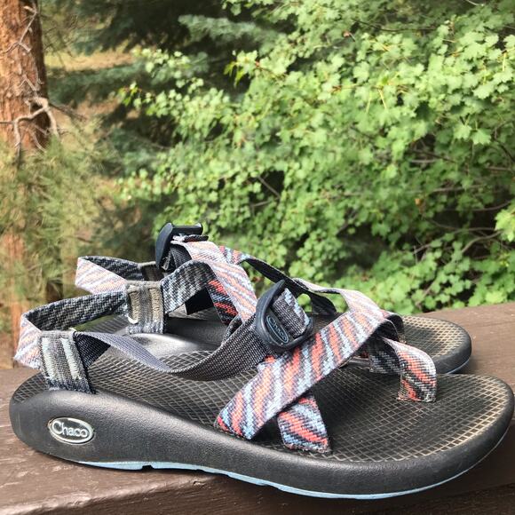 Chacos Strappy Red Blue Sandals Women’s Size 9 - Picture 1 of 9